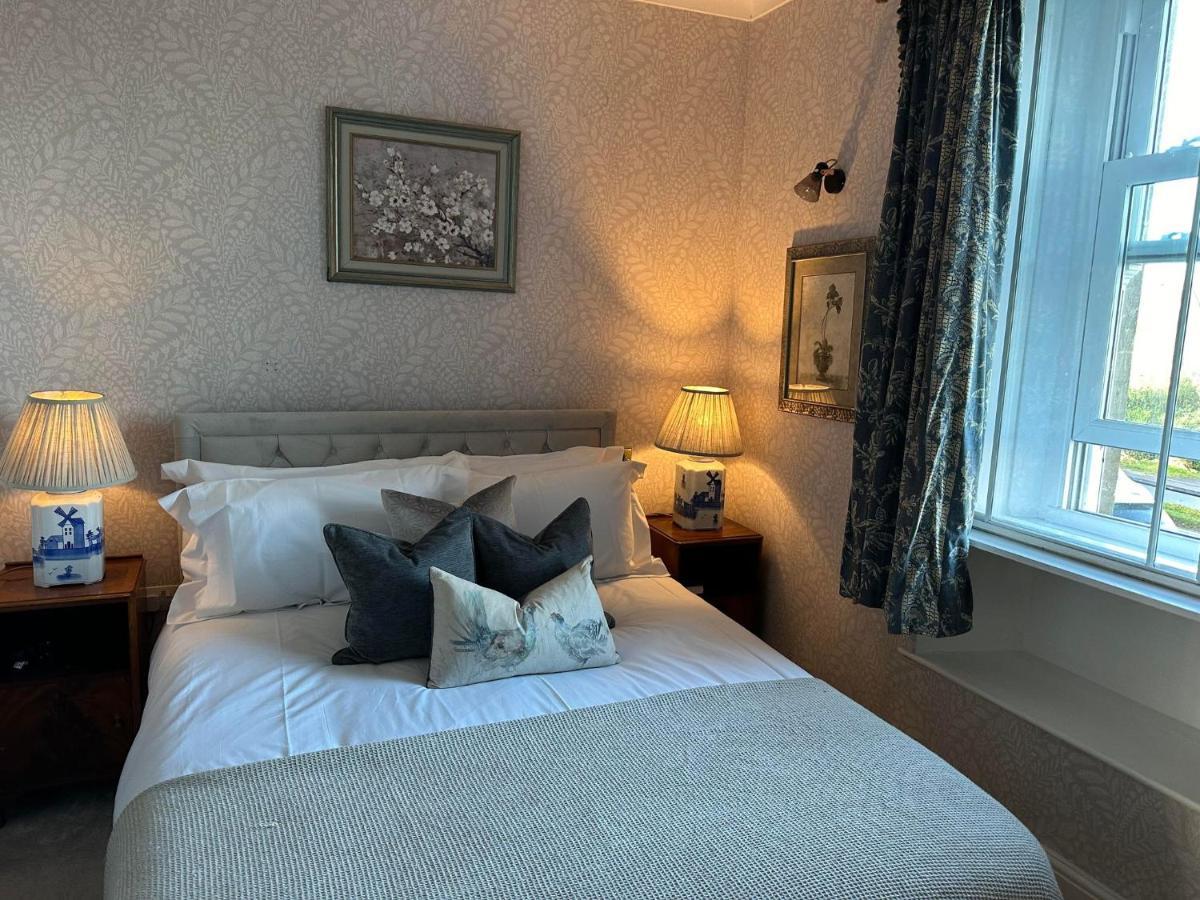 Burford Lodge Hotel - Adults Only Exterior photo